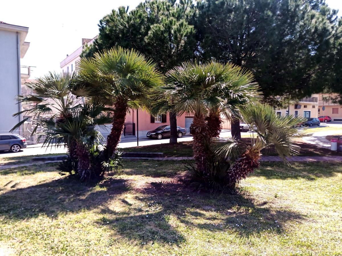 Casa Vacanze Tre Stelle Térmoli Exterior foto